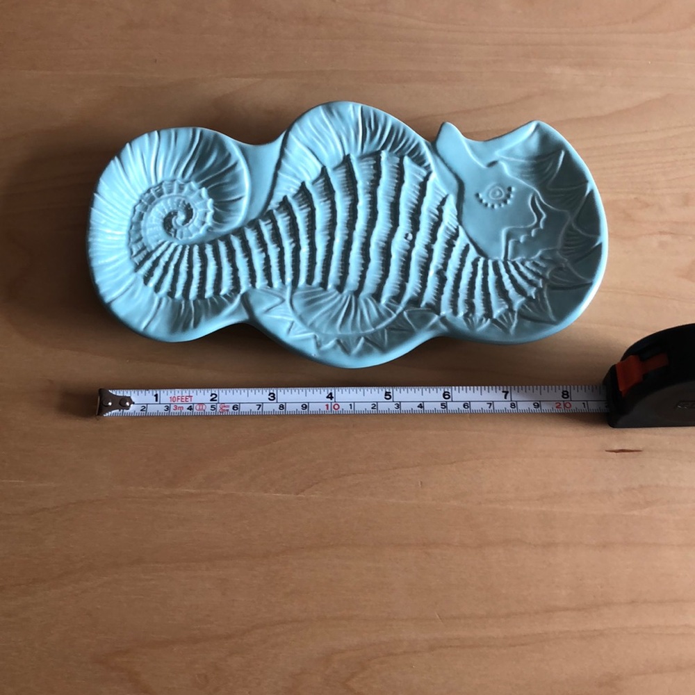 Sea horse dish/ plate - Picture 5 of 7